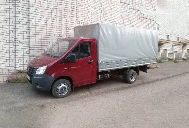 Сколько стоит автоперевозка строительных грузов из Новоалтайск в Омск